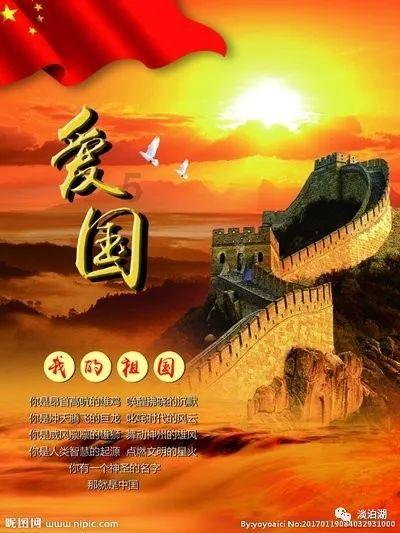 双探花谁的衣品更好?杰伦-布朗钟爱黑色 塔图姆风格多变